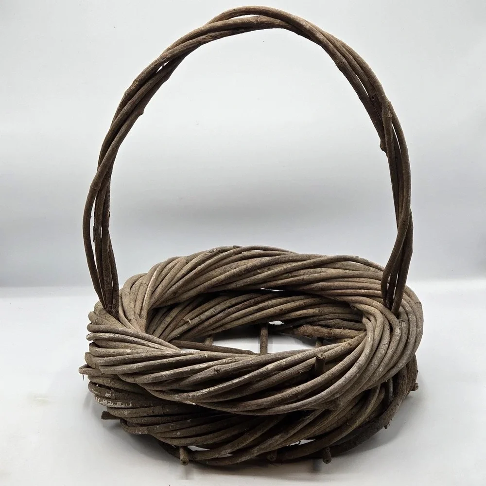 Cottage Core, Primative Grapevine Woven Basket With Handle 11